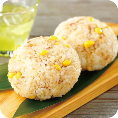とうもろこしとおかかのバター醤油おにぎり