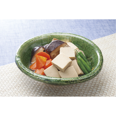 凍り豆腐と野菜の炊き合わせ