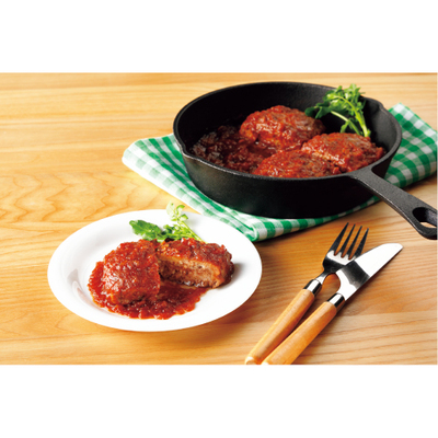 切って焼くだけ！旨みたっぷりソースのハンバーグ