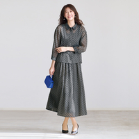 フロッキードット柄シアーシャツ　チャコールグレーブラック　M