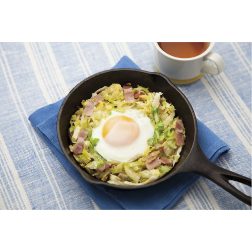 キャベツとベーコンの巣ごもり卵