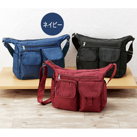 前面ポケットいっぱい軽量バッグ　ネイビー
