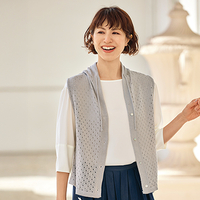 透かしドット柄ニットベスト　ライトグレー　L