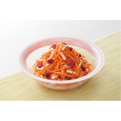 新人参とチーズのクランベリーサラダ