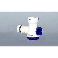 シャワー付き蛇口コネクター