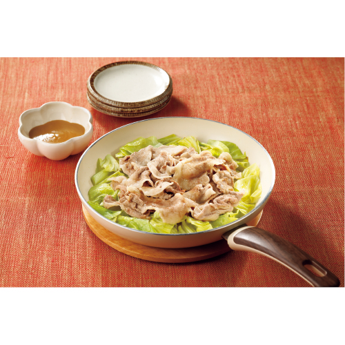 春キャベツと豚肉のフライパン蒸し