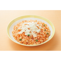 調理例。チーズをのせてさらにレンジで加熱しても