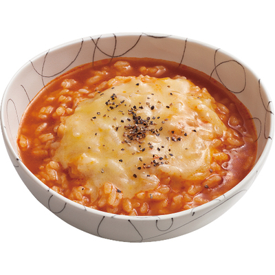 トマト鍋のしめにはご飯をいれてリゾットに