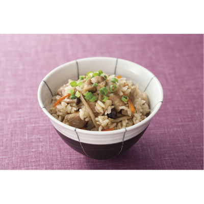 鶏肉とごぼうの炊き込みご飯