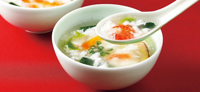 海鮮しお中華どんの具で作る淡雪スープ