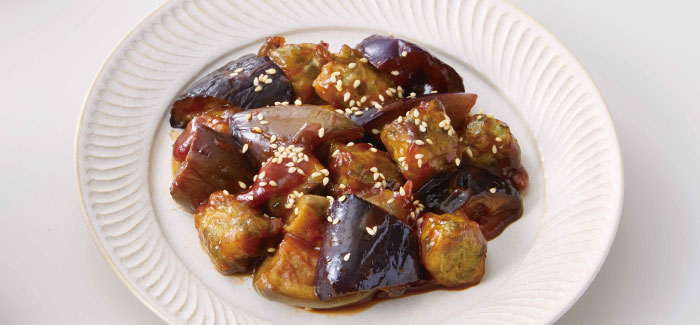 茎わかめボール揚げとナスのまろやかケチャップ炒め