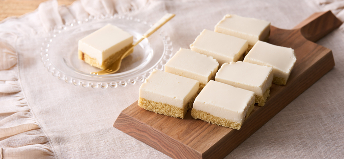 カステラレアチーズケーキ