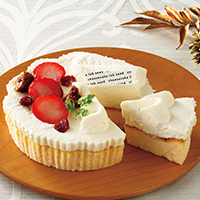 苺のホワイトクリスマスチーズケーキ