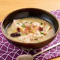 参鶏湯（サムゲタン）