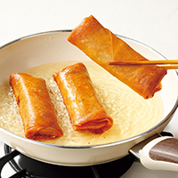 五目春巻　具材は直火釜炒め！