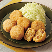 ころころ焼いもコロッケ（豚肉入り）